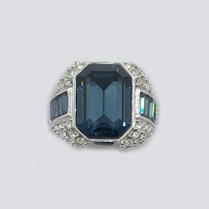 Vintage Blue Gem Ring with Stones