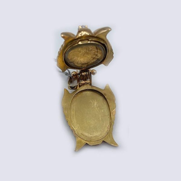 14kt Yellow Gold Antique Lion Head Locket