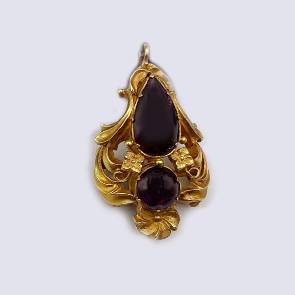 15kt Yellow Gold Floral Design Pendant with Tourmaline and Cabochon