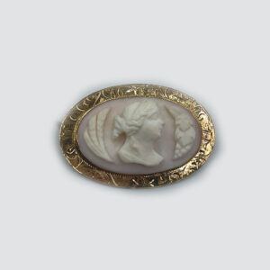 10k Yellow Gold Antique Cameo Brooch - Woman and Grapes