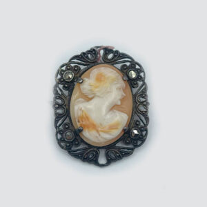 Silver Antique Cameo Brooch - with Intricate Lace Border