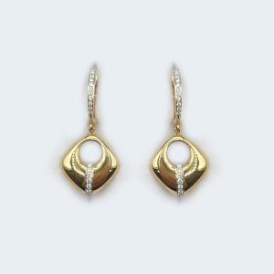 18K Red Gold Hole in Square Earrings with Diamonds