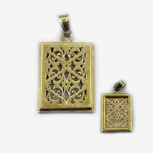 14K Yellow Gold Rectangular Locket with Lace Pattern Carve
