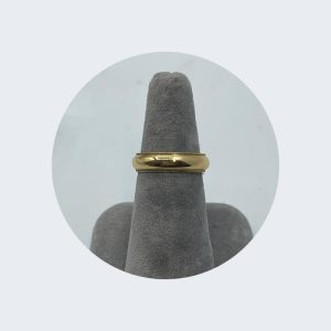 14K Yellow Gold Wedding Band Shiny with Intricate Border