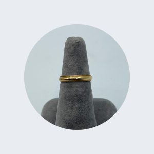 14K Yellow Gold Wedding Band Thin Shiny with Intricate Border