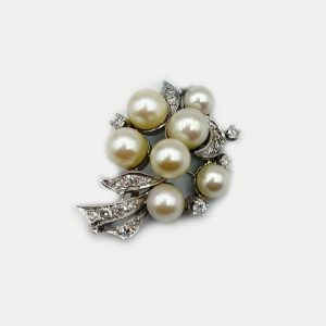 18kt White Gold Pearl Clusters with Diamonds Pendant