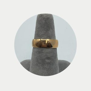 9K Gold Wedding Band Medium